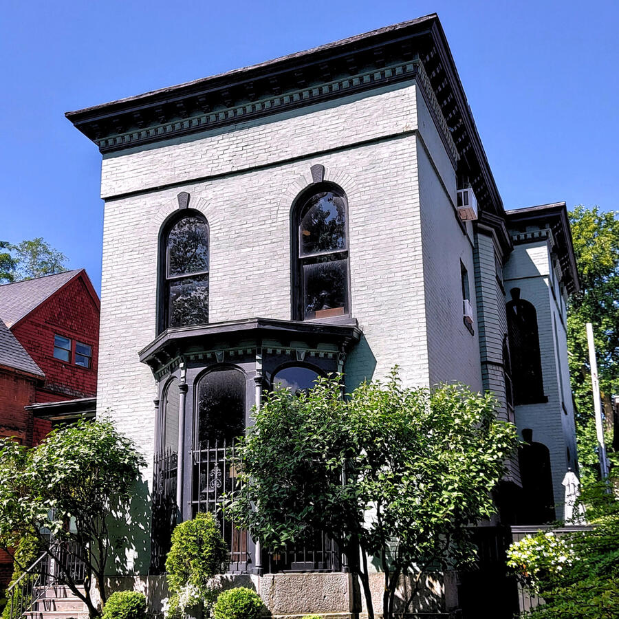 standout-painting-company-exterior-1